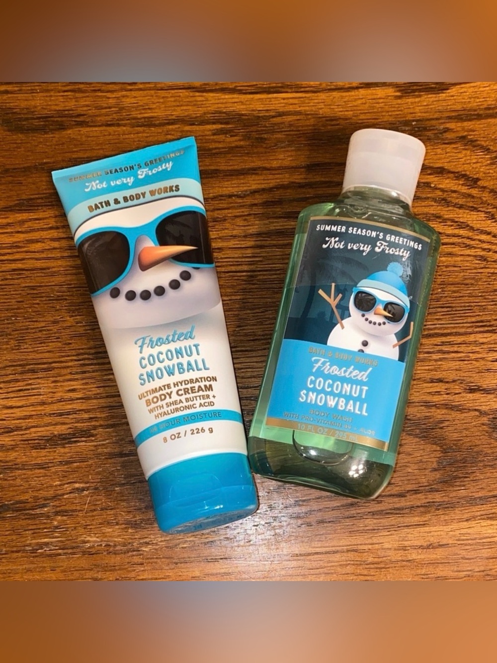 Bath & Body Works Frosted Coconut Snowball set